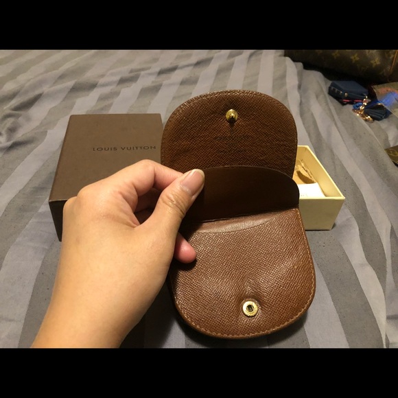 Coin Purse 💯 Authentic. - Picture 9 of 14